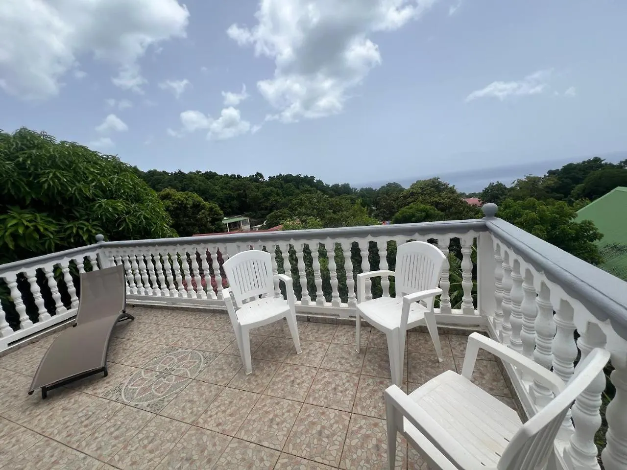 Feriehus Terrasse Des Manguiers : Logement Independant Pointe-Noire Guadeloupe